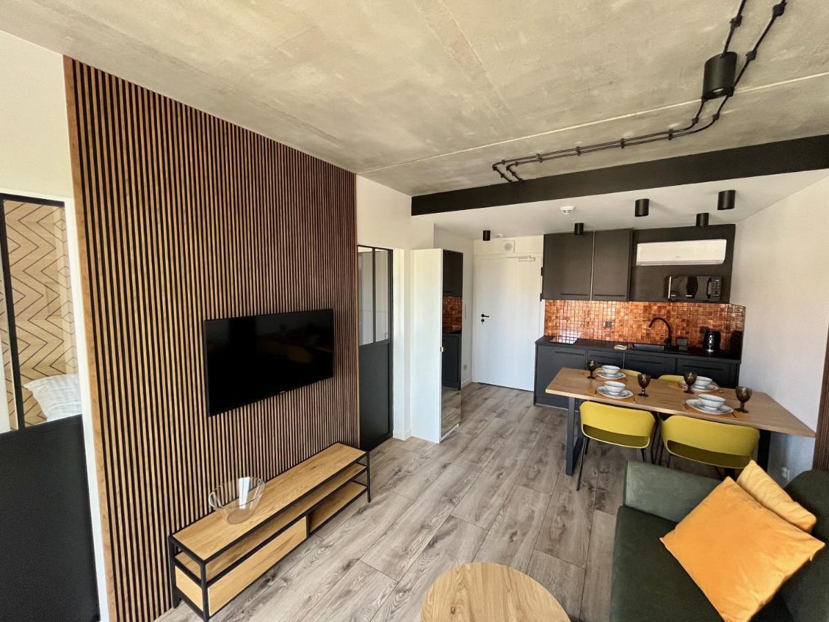 Green Port Spa Kolobrzeg Stylowy Loft- W Cenie Klimatyzacja, Baseny, 2 Jacuzzi, Sauna, Szlafroki, Bawialnia Eksteriør bilde